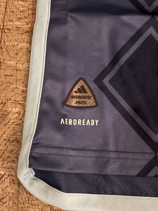 Adidas Sporting Kansas City 2024/25 Away Jersey - Picture 2 of 6